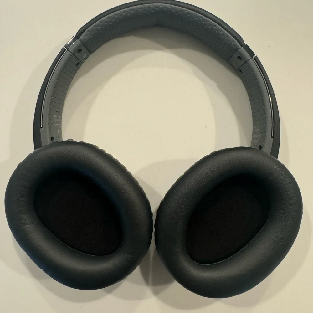 Sony Wireless Headphones - Picture 2 of 5